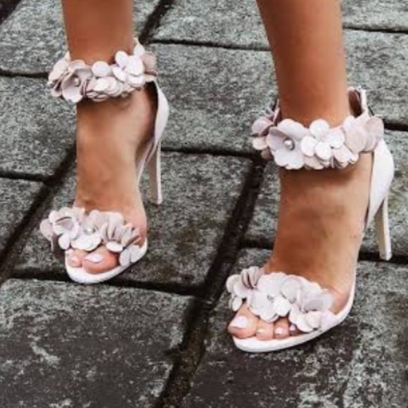 Wittner Shoes - Wittner - baby pink heels